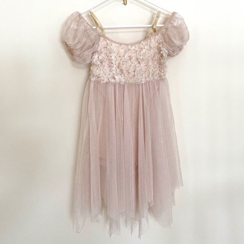 Floral lace dance costume and hairpiece
